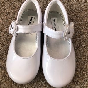 Pattern leather shoes